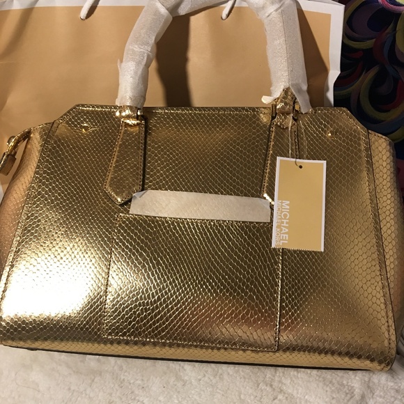 Micheal Kors purse NWT - Picture 5 of 5
